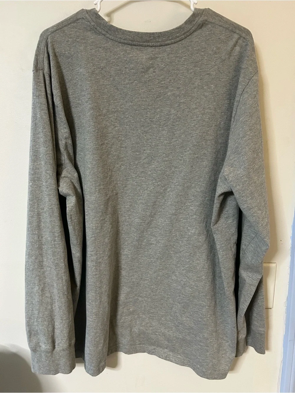 Levi's Grey Long-Sleeve Tee with Teal Logo